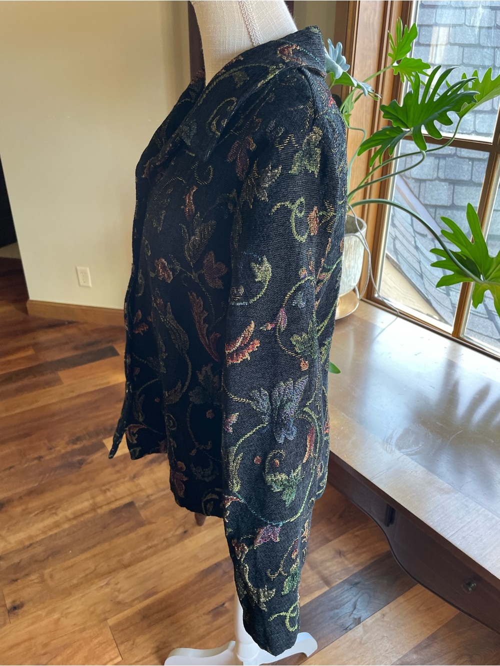 Vintage Black Floral Jacquard Tapestry Blazer Jacket size large - Picture 2 of 11